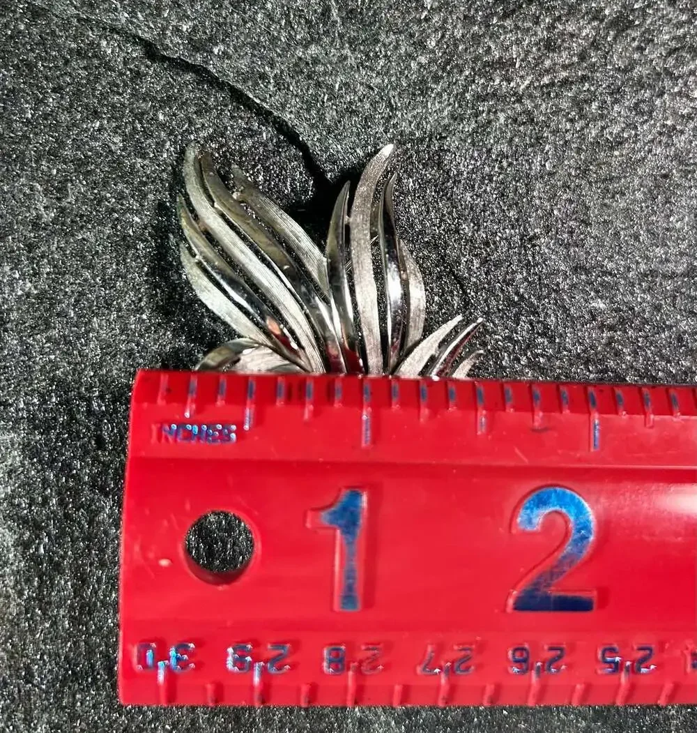 Trifari Silver Tone Brushed Feathers Vintage Brooch